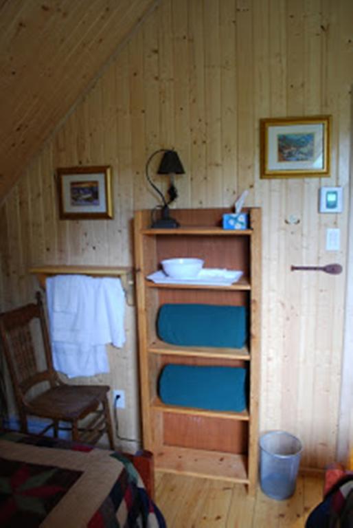 Auberge De La Riviere Matapedia - Matapedia River Lodge Routhierville Rum bild